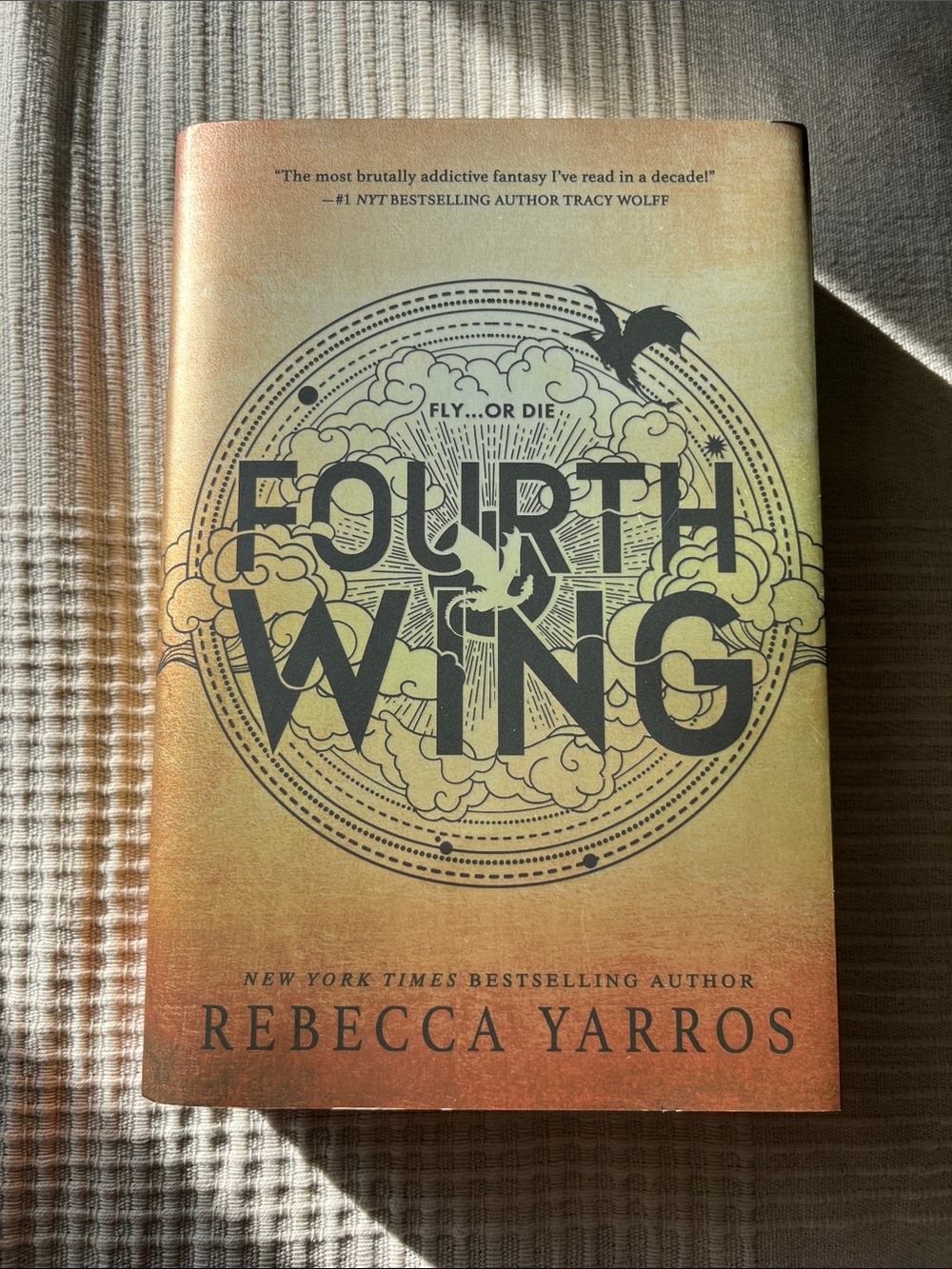 Fourth Wing by Rebecca Yarros (Hardcover)